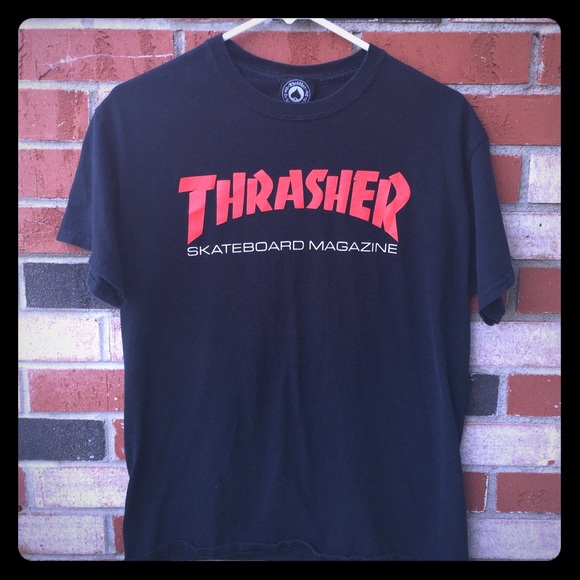 Black and red thrasher shirt Clearance